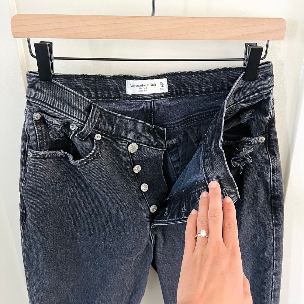 Abercrombie & Fitch The Dad High Rise Distressed Black Jeans Size 27 / 4 - Picture 6 of 7